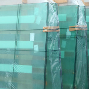 Листовое (витринное) стекло